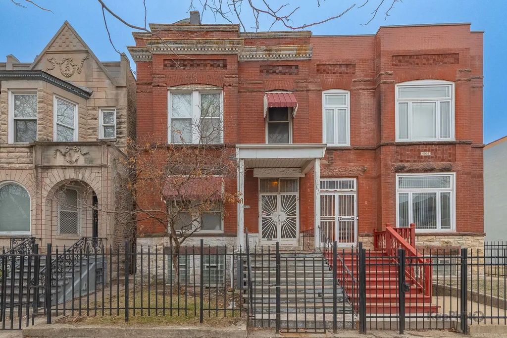 4931 S Champlain Avenue, Chicago
