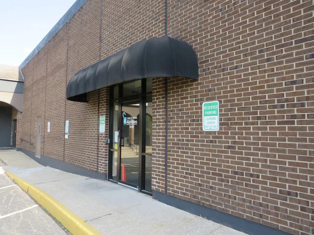 1715 Division Street 7g, Morris