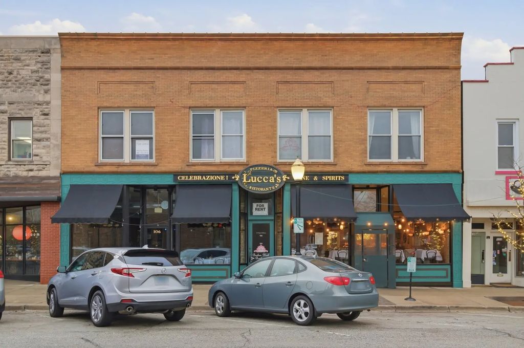 108 W Burlington Avenue 2, La Grange