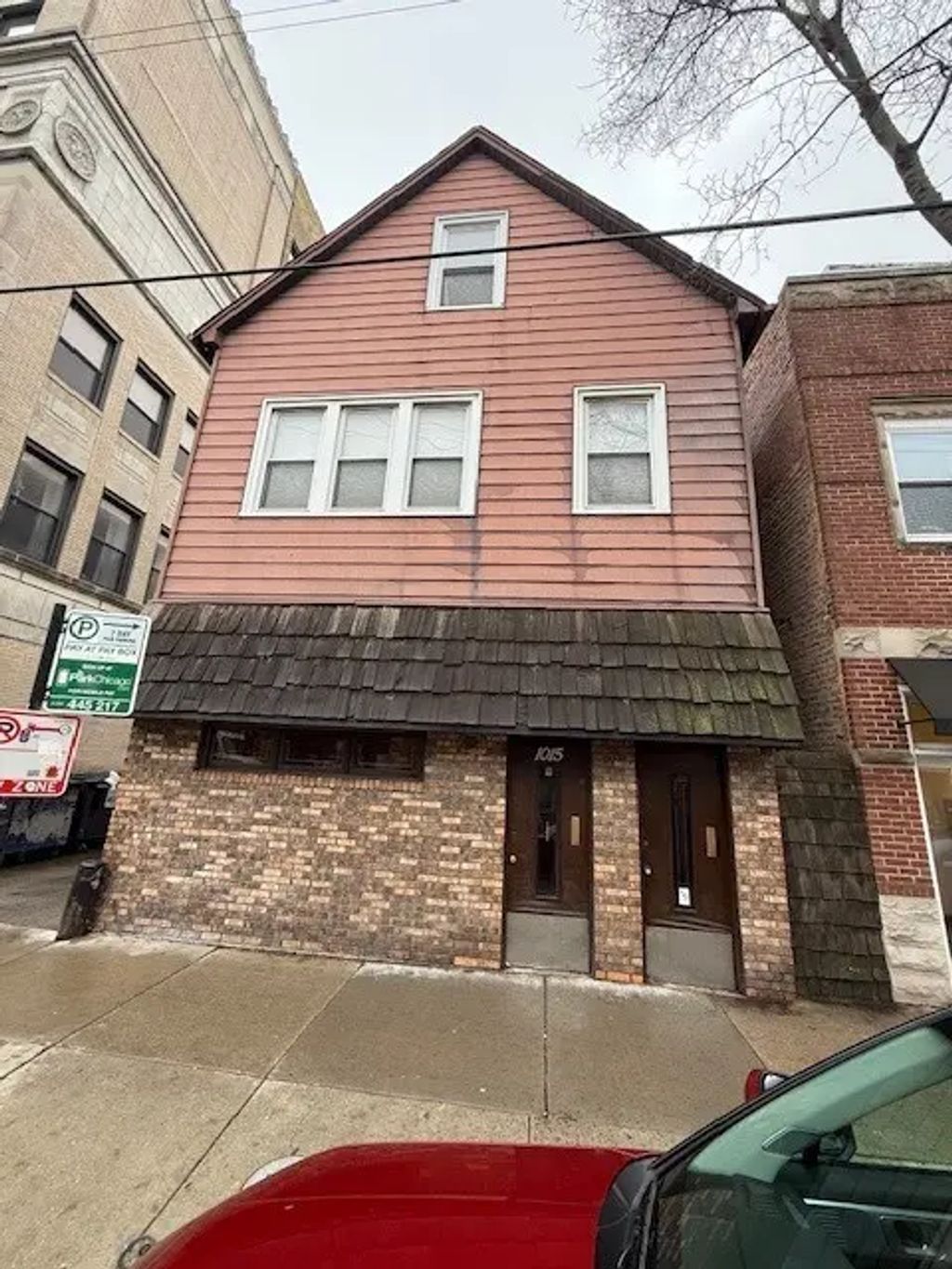 1015 W Belmont Avenue, Chicago, 60657
