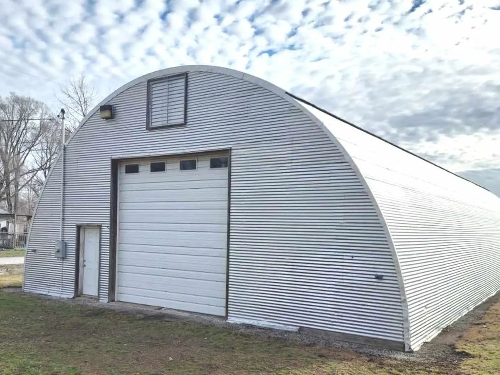 109 E South Street, Garrett