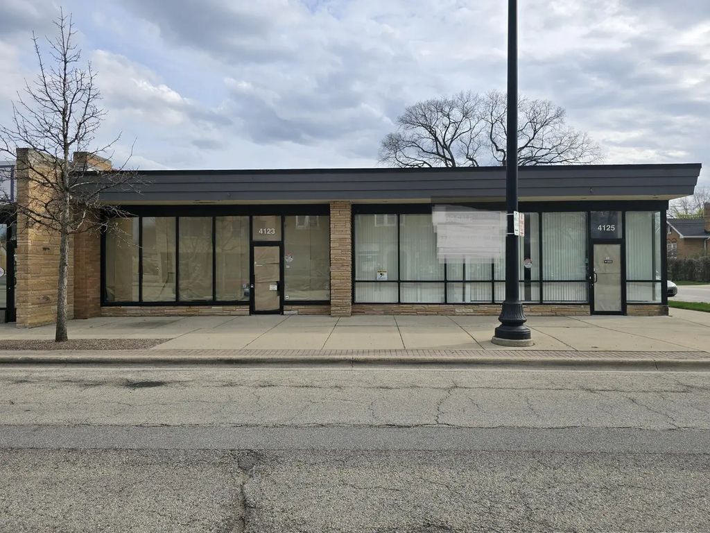 4123-4125 Oakton Street, Skokie