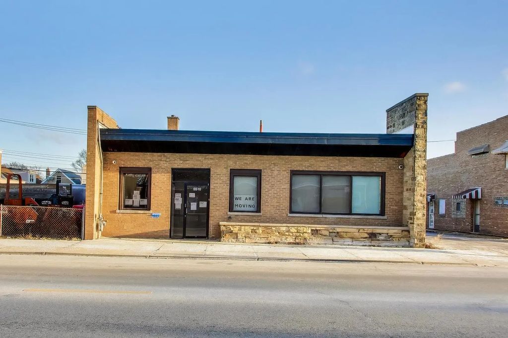5510 W Montrose Avenue, Chicago, 60641