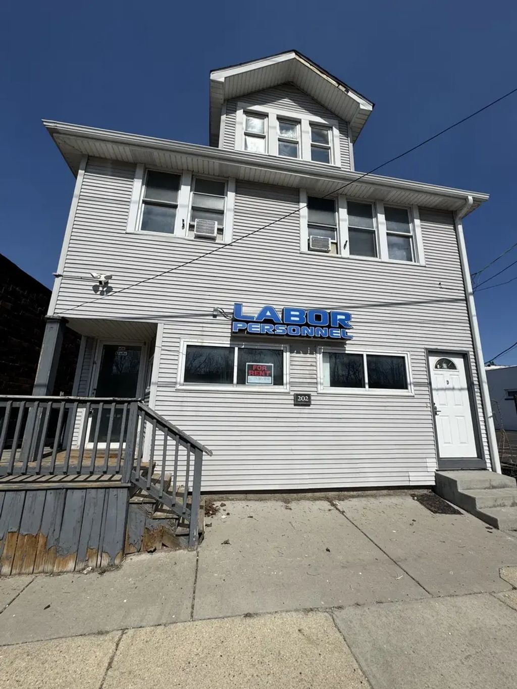 202 Northwest Highway, Fox River Grove