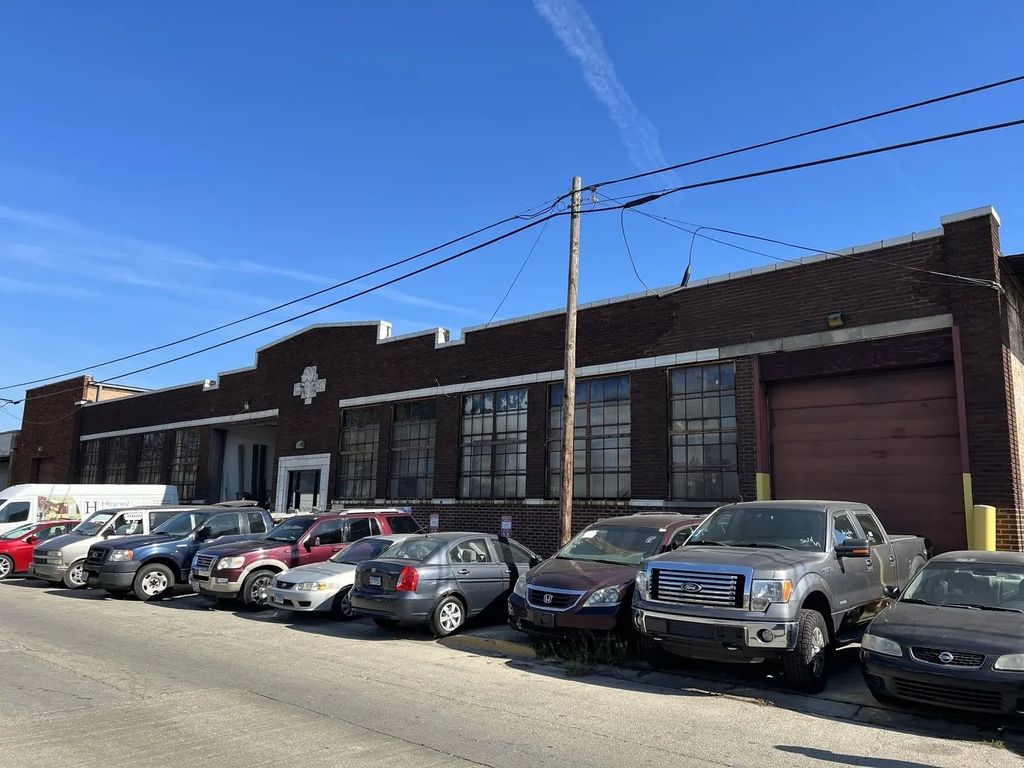 1817 S 55th Avenue 5-6, Cicero