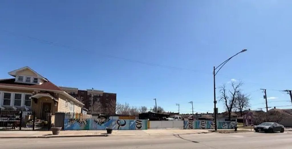 1863 S Kostner Avenue, Chicago
