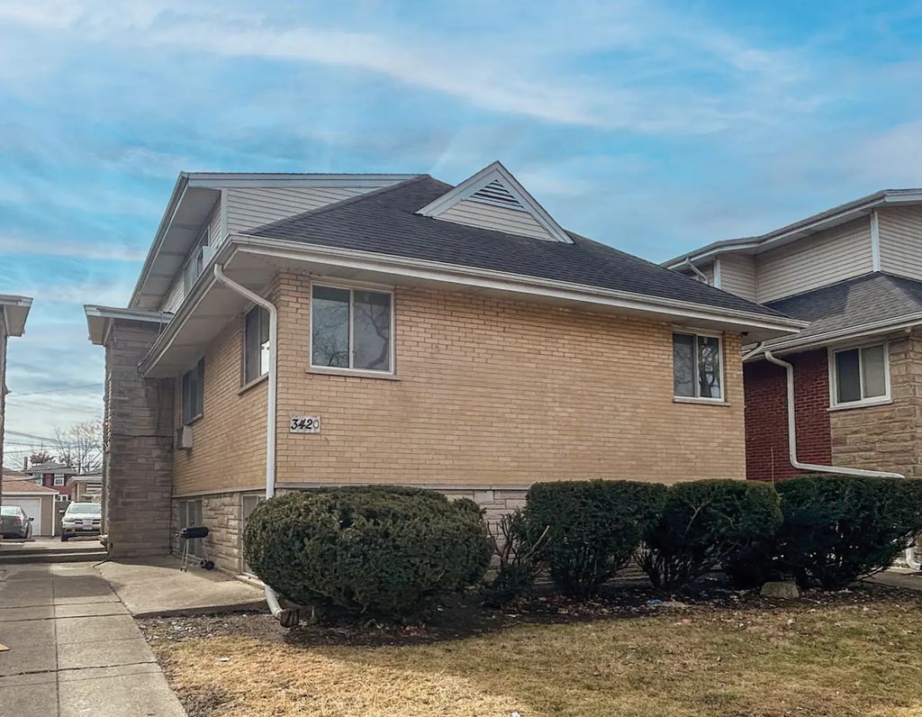 3420 Warren Avenue, Bellwood