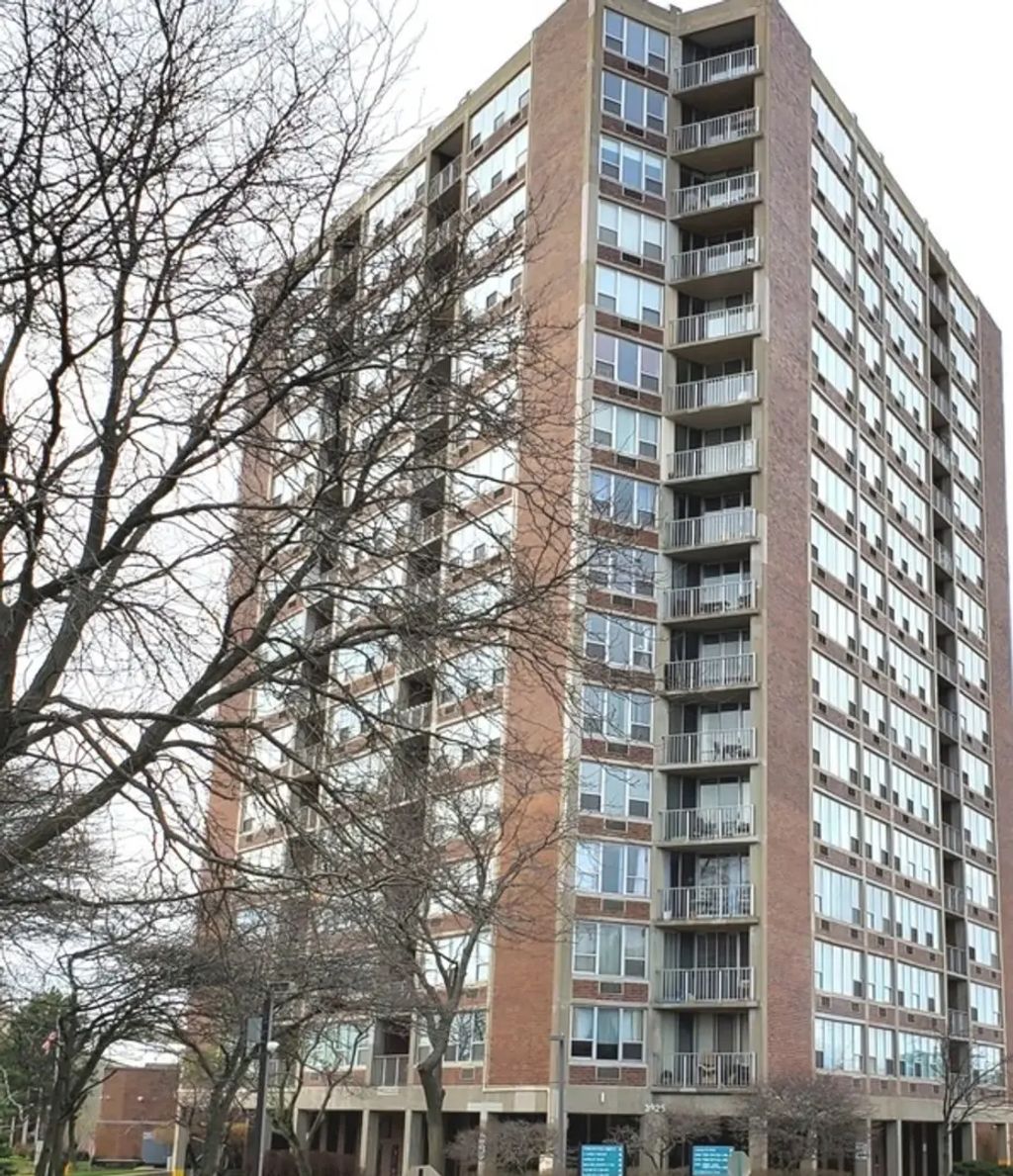 3925 Triumvera Drive A1a, Glenview, 60025