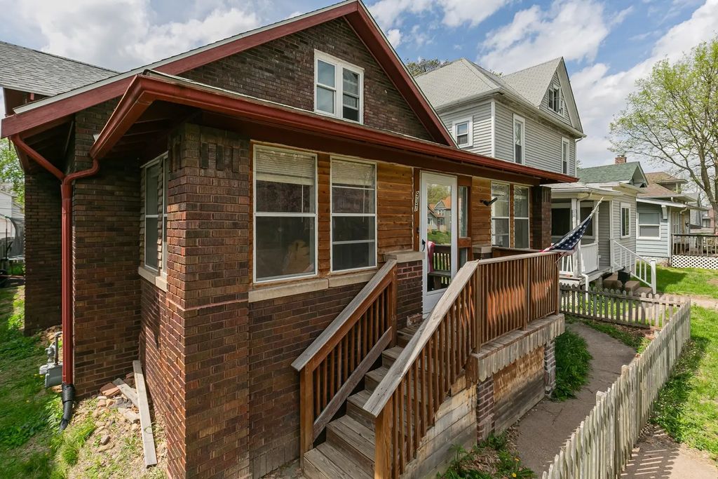 937 25th Street, Moline