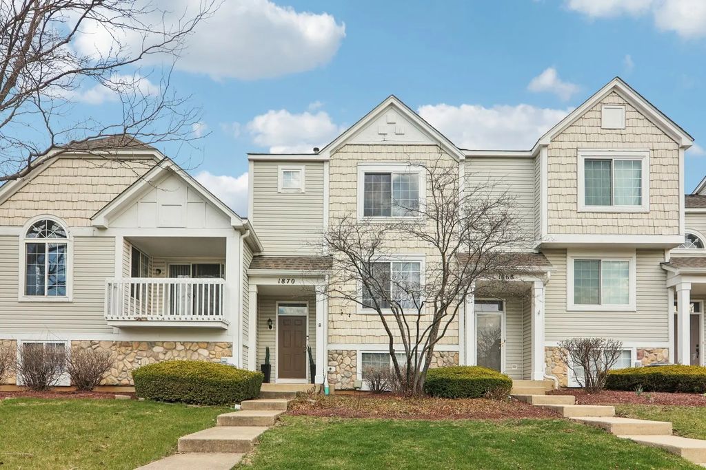 1870 Middlebury Drive, Aurora