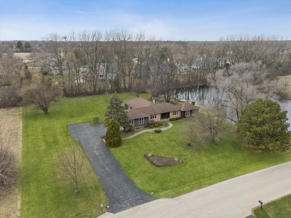7517 Pheasant Drive, Lakewood