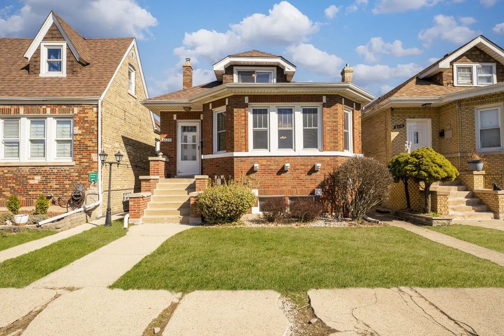 6120 W School Street, Chicago