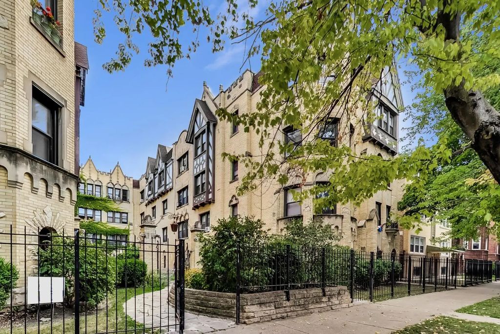 5655 N Spaulding Avenue 3e, Chicago, 60659