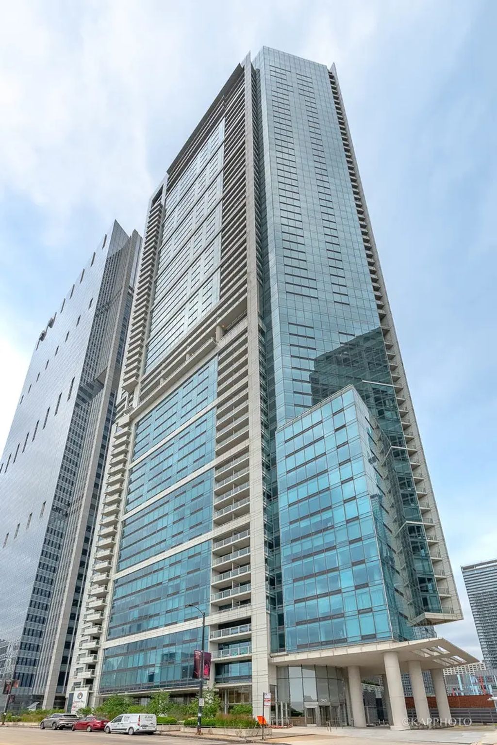 340 E Randolph Street P5-21, Chicago, 60601