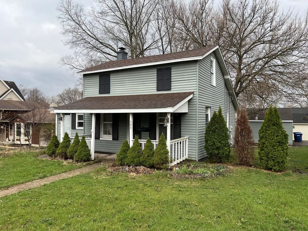 703 S 7th Avenue, St. Charles