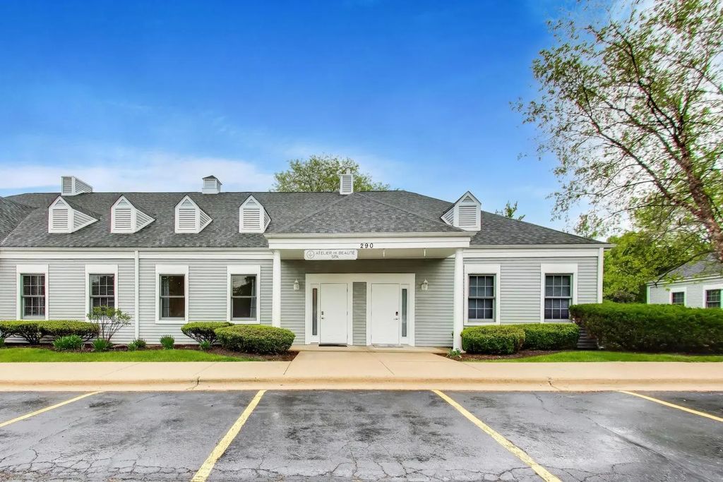 290 N Rand Road, Lake Zurich