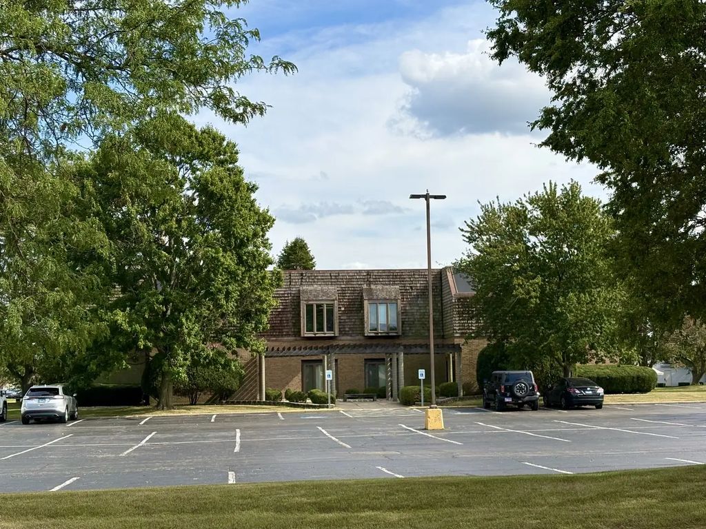 750 Almar Parkway 200-202, Bourbonnais