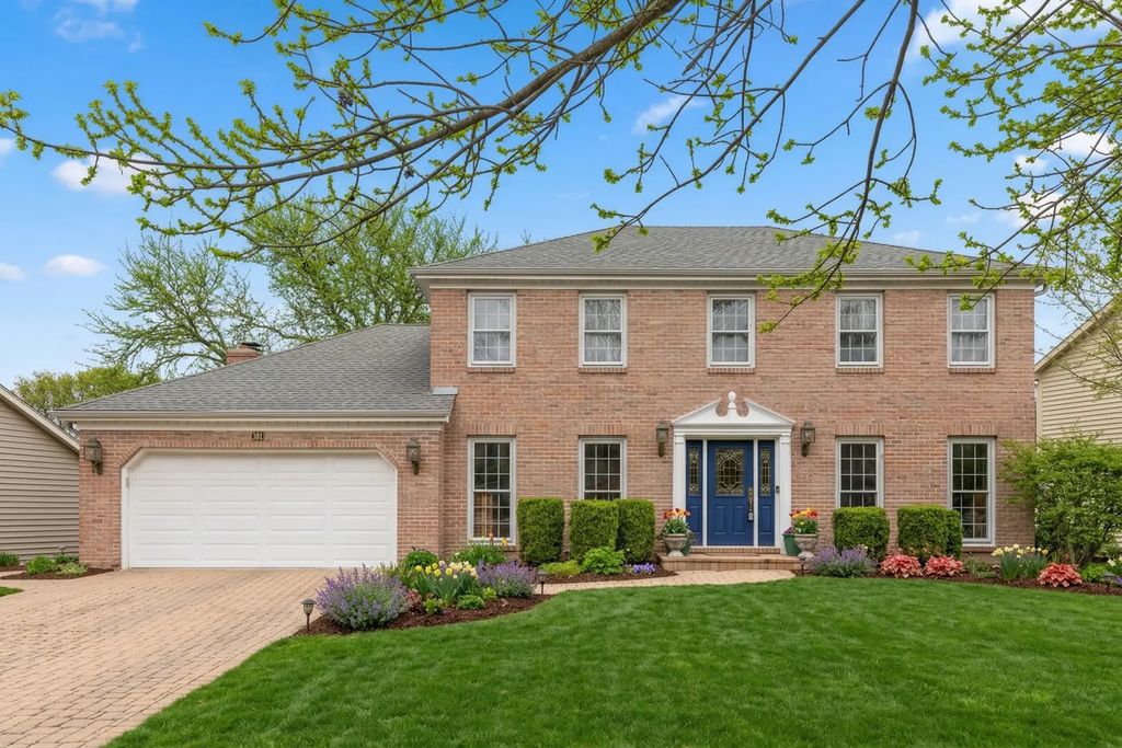 381 Prairie Knoll Drive, Naperville