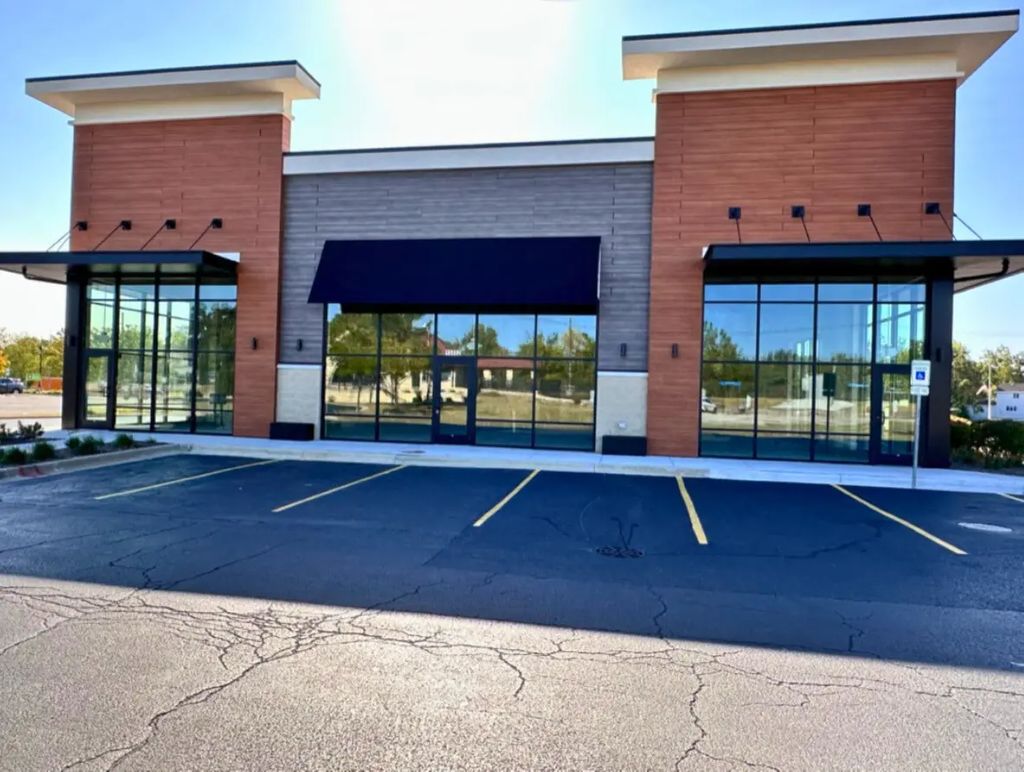 15848 S Cicero Avenue, Oak Forest