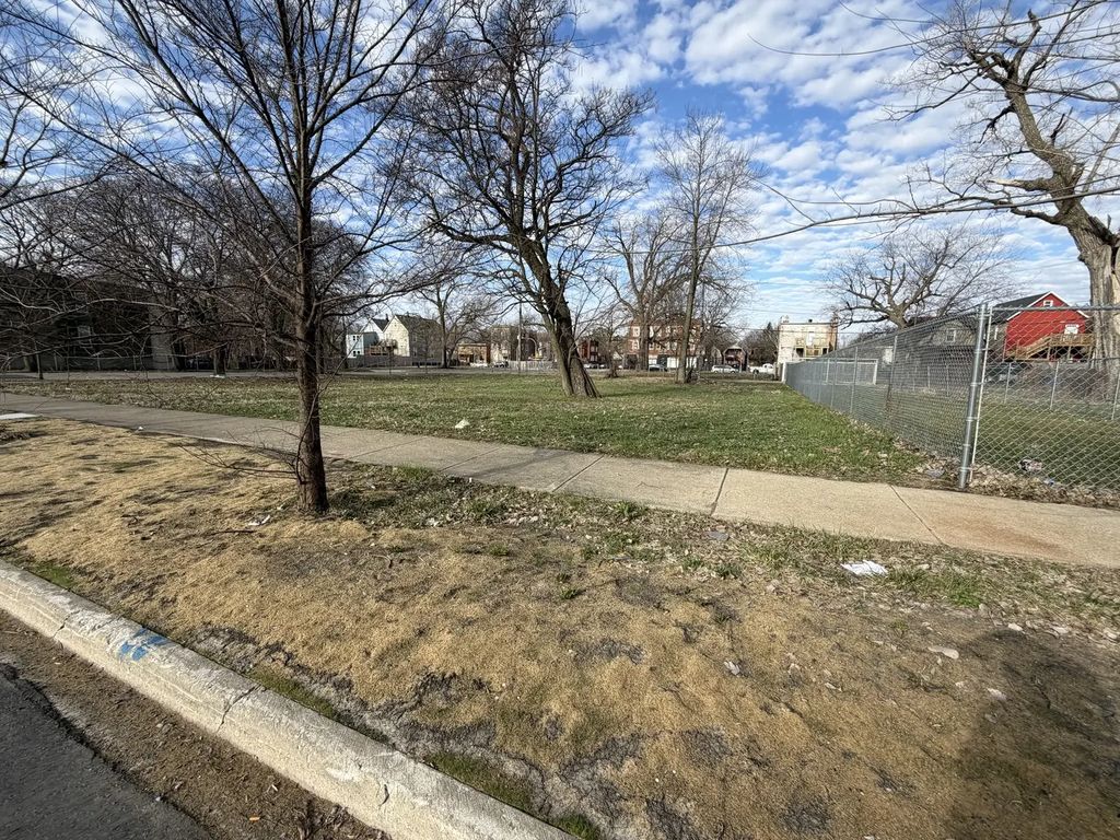 5954 S May Street, Chicago