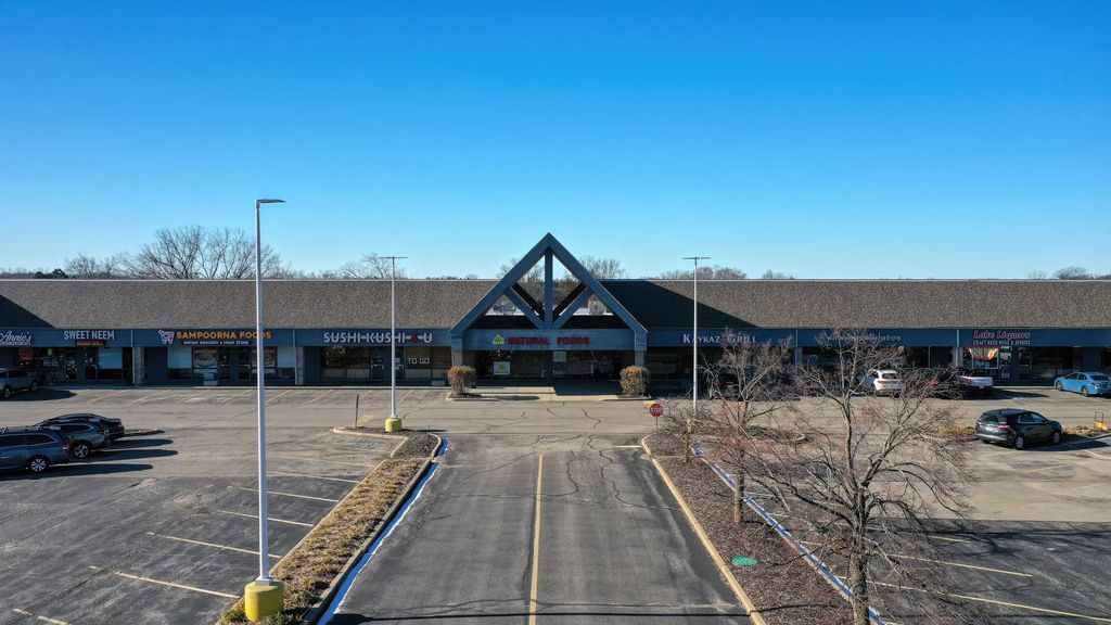 69 S Rand Road, Lake Zurich
