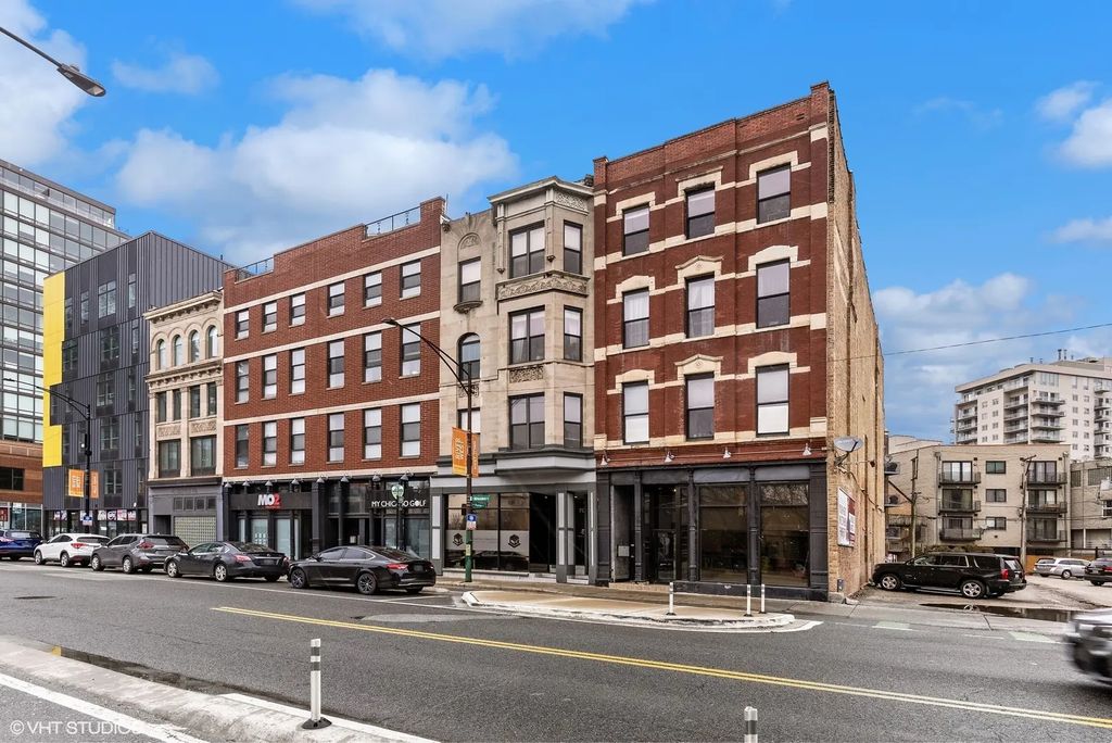 705 N Milwaukee Avenue, Chicago, 60642