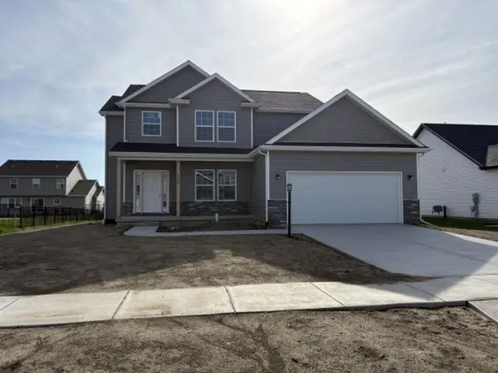1504 Warwick Drive, Savoy