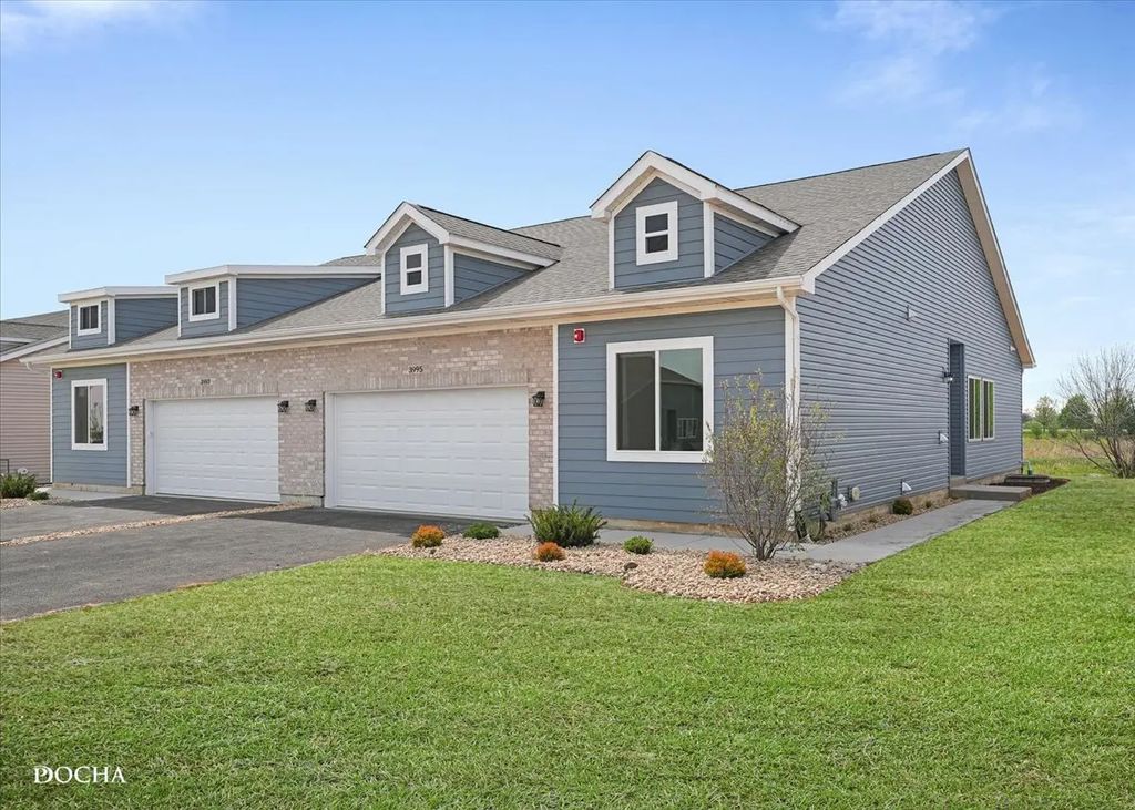3995 Shoeger Drive, Yorkville