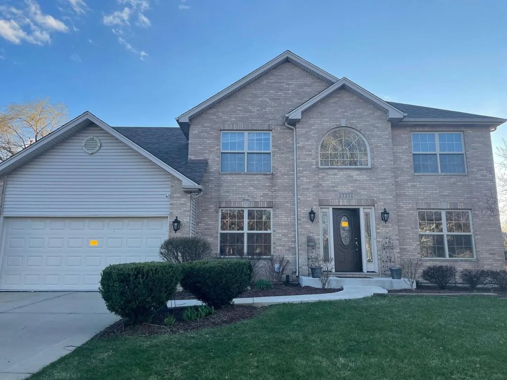 13356 Vicarage Drive, Plainfield