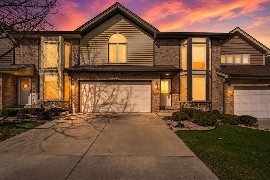 11742 Lighthouse Lane, Palos Heights