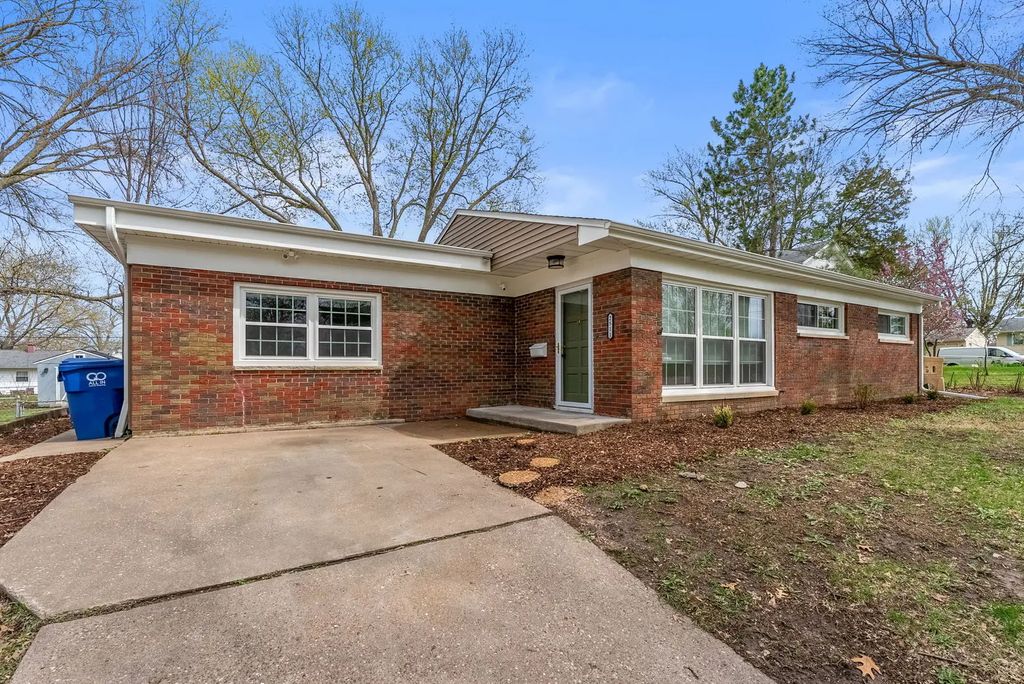 2511 Belle Avenue, Davenport