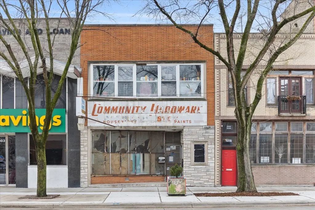 2605 W Division Street, Chicago
