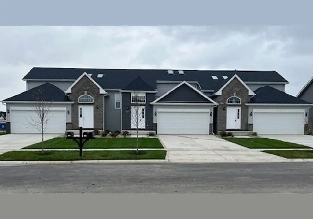 3033 W 82nd Place C, Merrillville