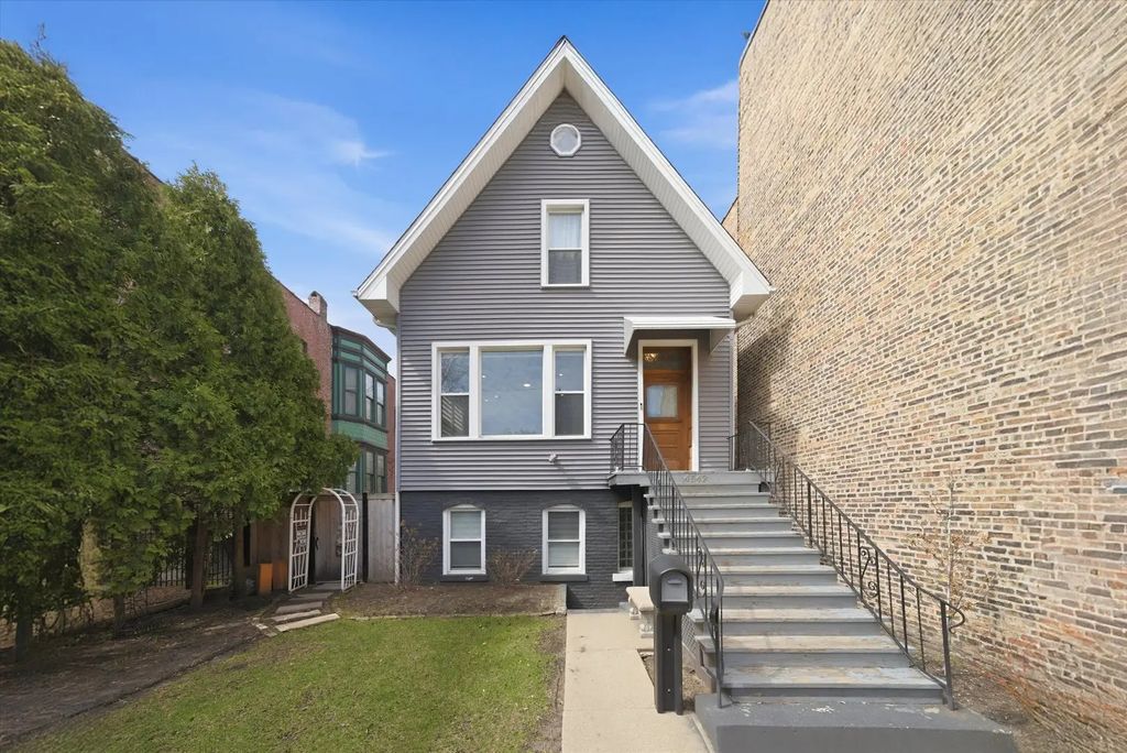 4542 N Ashland Avenue, Chicago, 60640