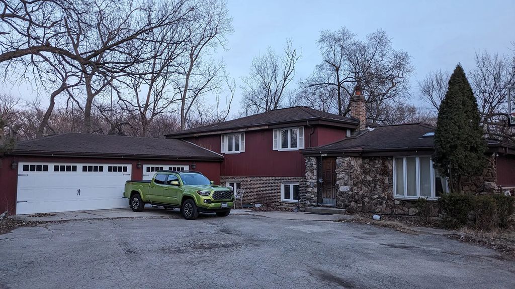 5787 N Clifford Avenue, Chicago, 60646