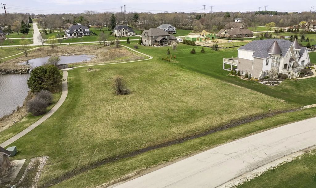 18490 S Pineprairie Drive, Mokena