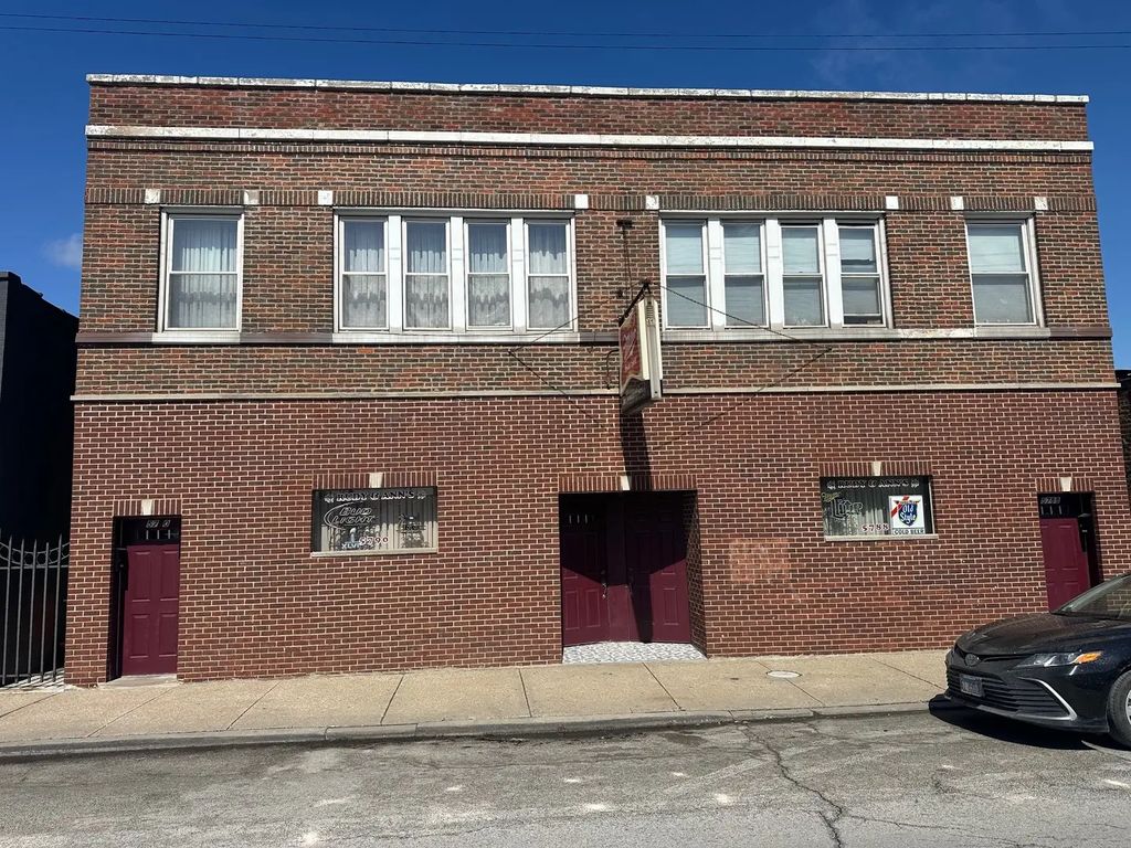 5788 S Archer Avenue, Chicago, 60638