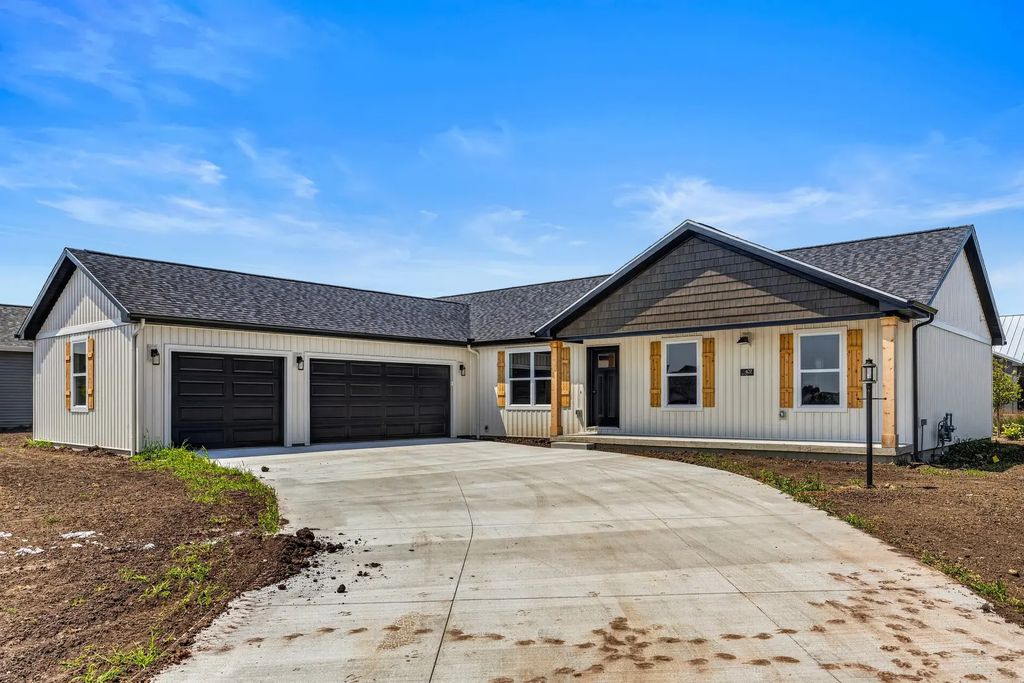 407 Jerin Drive, Fisher