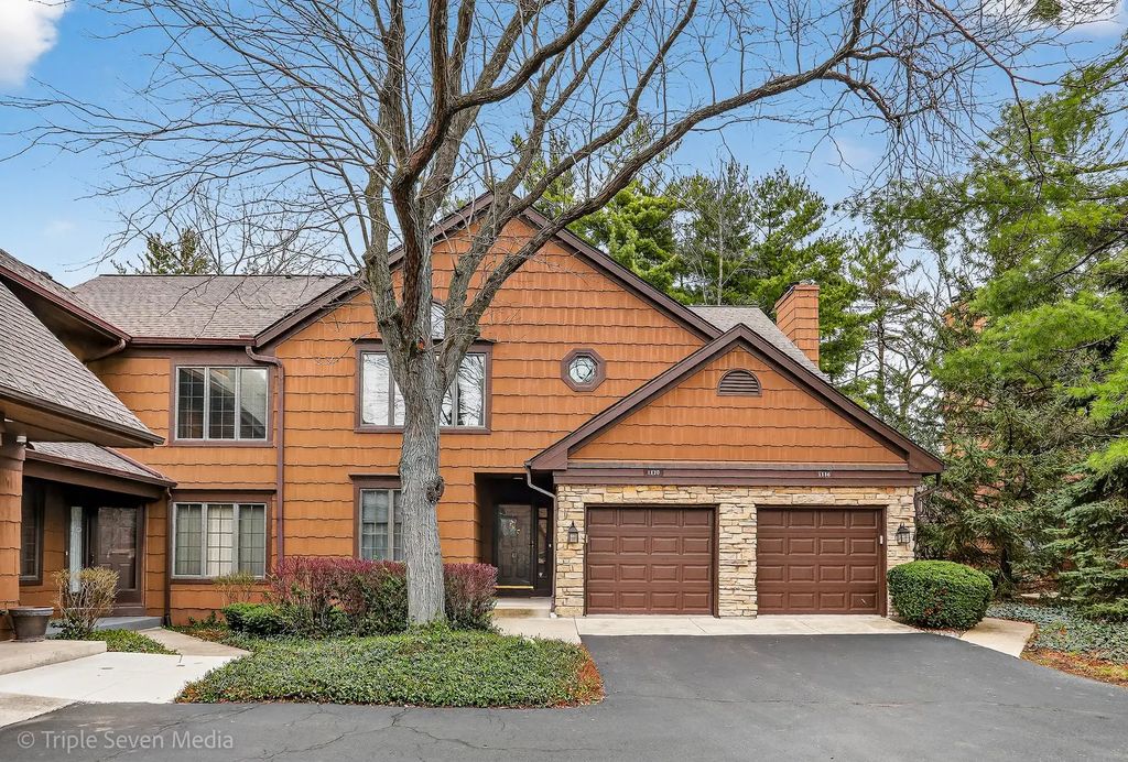 1120 Ponderosa Court, Darien