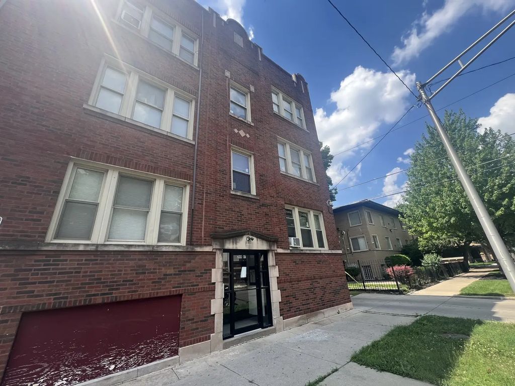 2047 E 68th Street 3w, Chicago