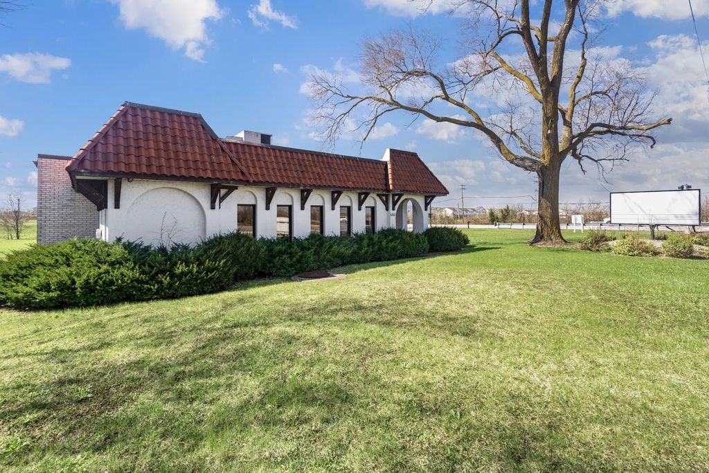 6363 W Lincoln Highway, Matteson