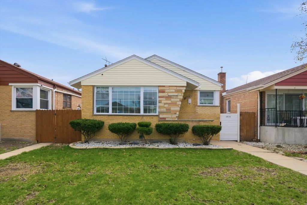 3853 W 83rd Place, Chicago