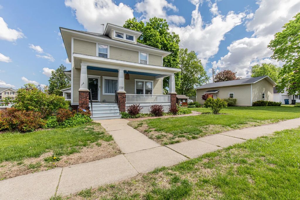 225 W Central Avenue, Princeton
