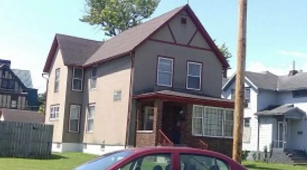 507 4th Avenue, Clinton