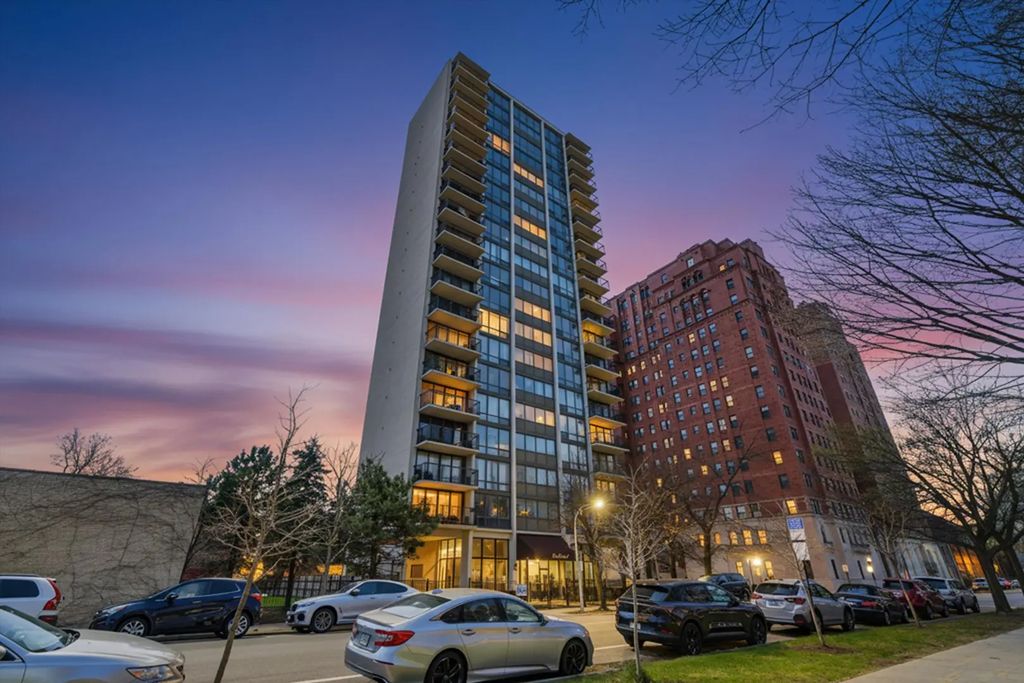 6701 S Crandon Avenue 8c, Chicago