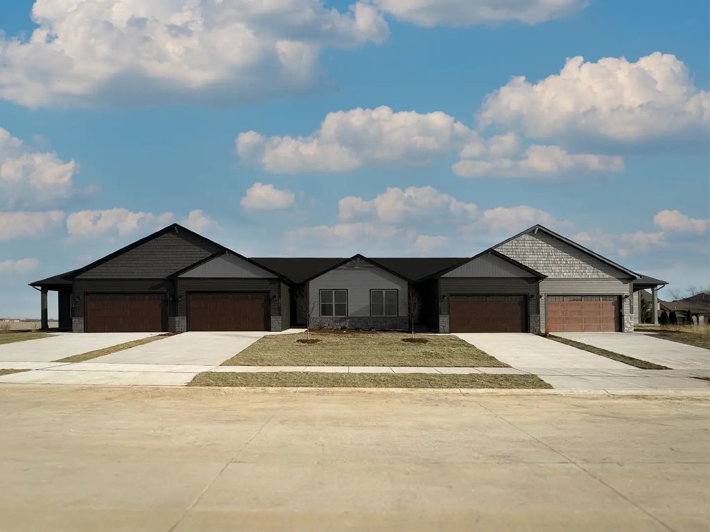 26544 W Orchid Lane 4, Channahon