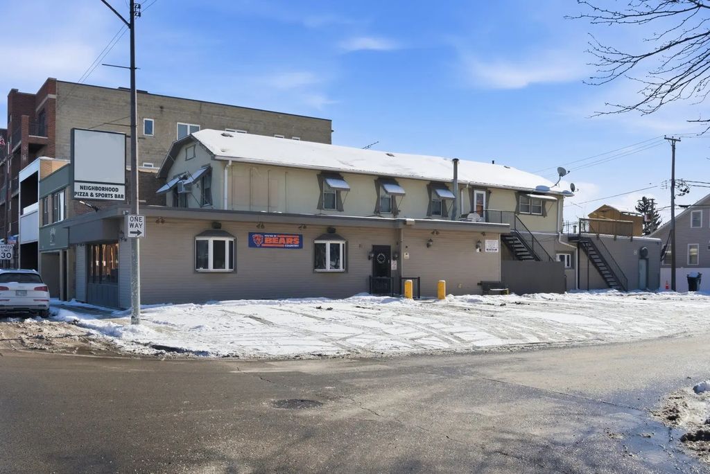 7455 W Irving Park Road, Chicago, 60634