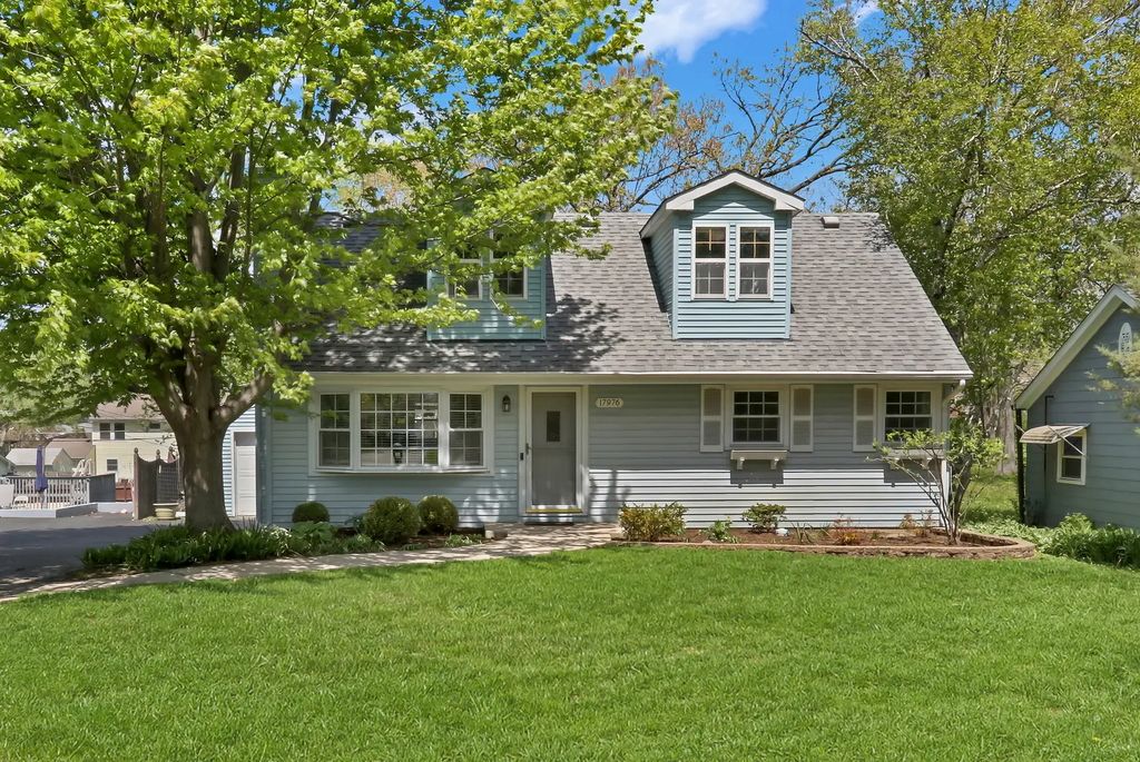 17976 W Big Oaks Road, Grayslake