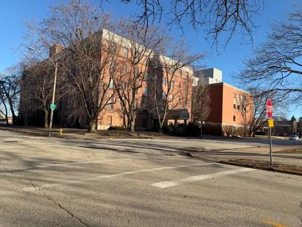 239 S Cherry Street, Galesburg