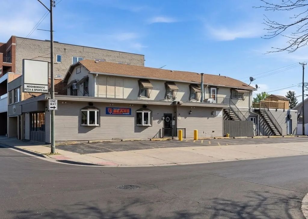 7455 W Irving Park Road, Chicago
